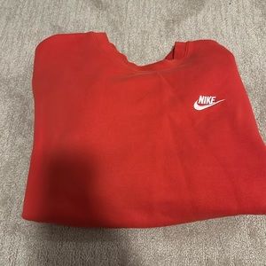 red nike crew neck